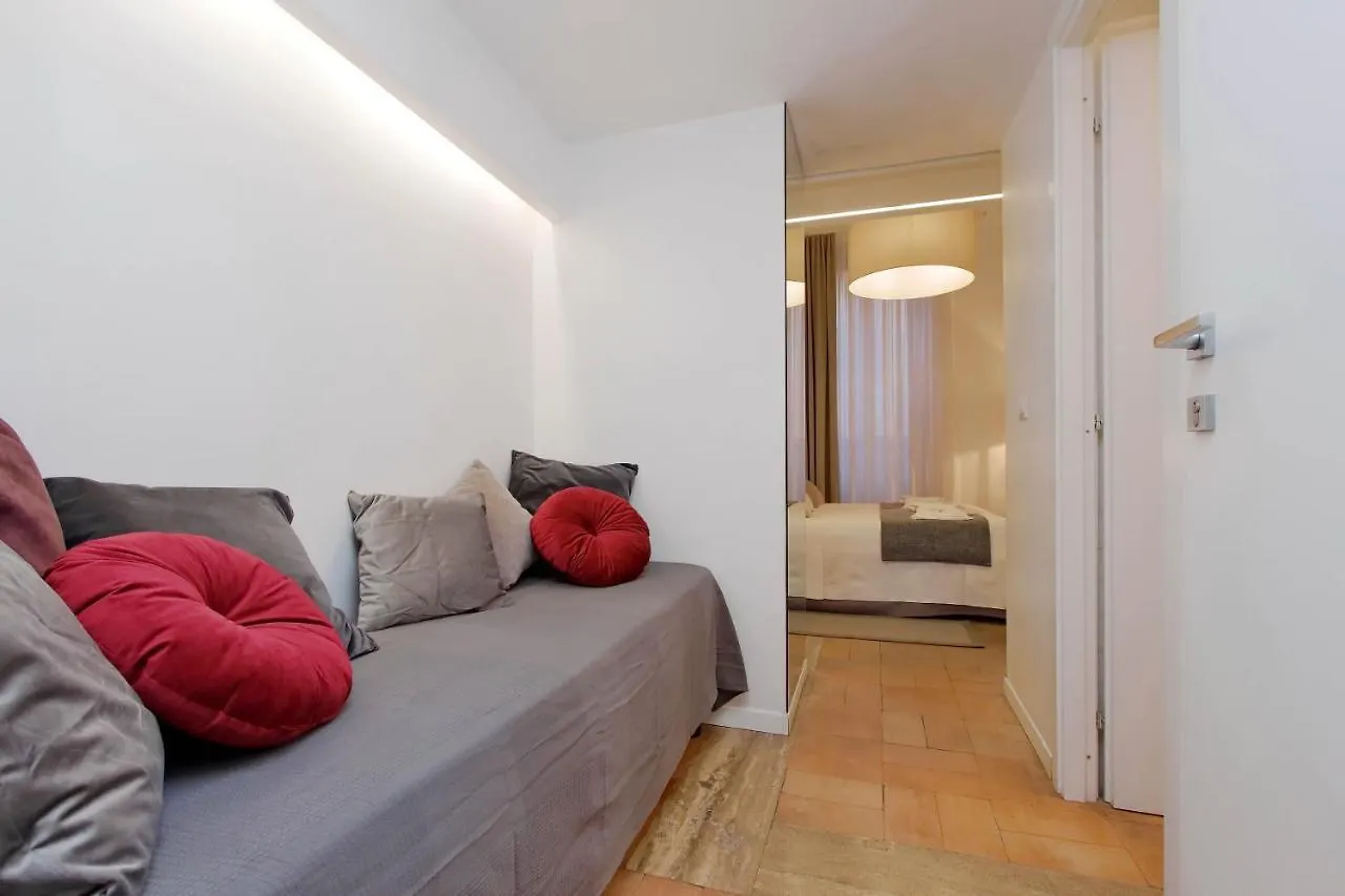 B&G Navona Apartment Rome